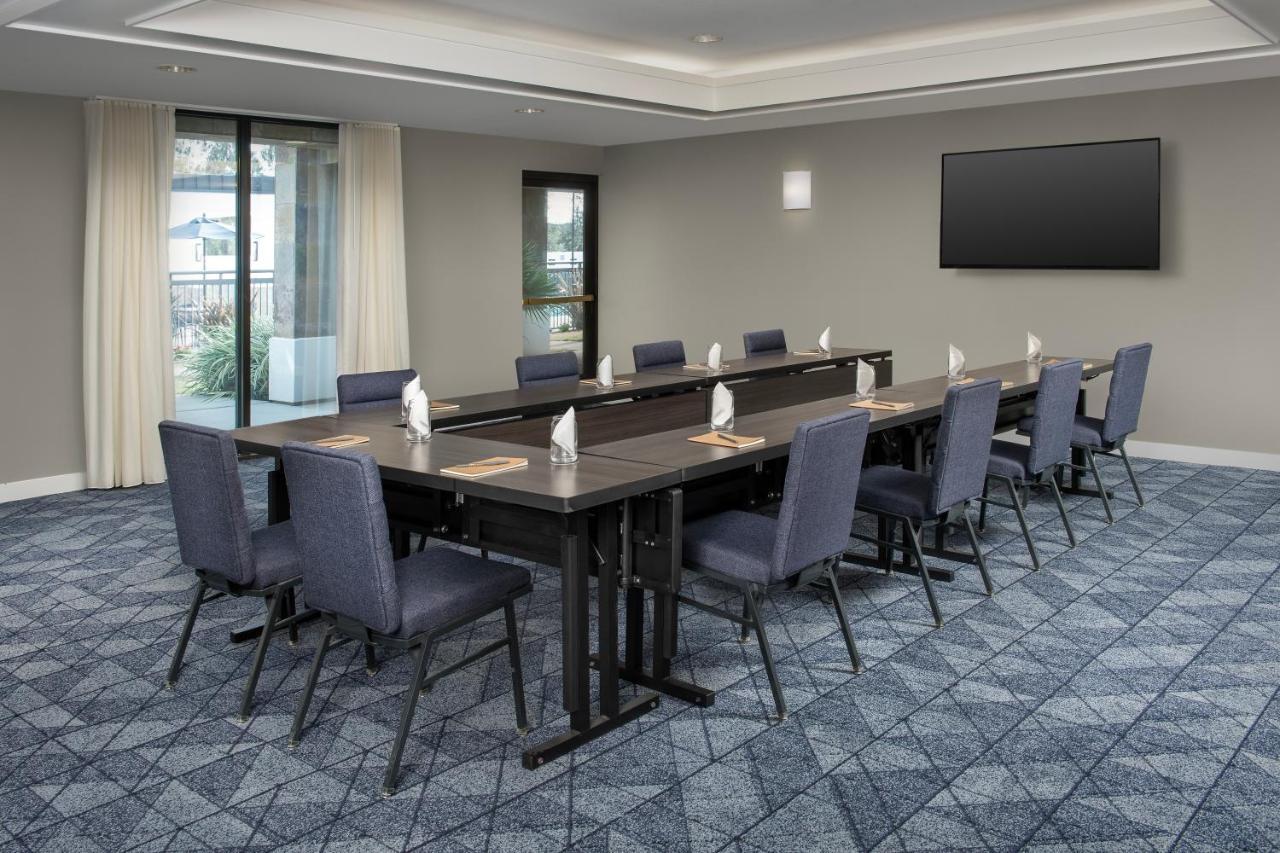 Hotel Courtyard By Marriott San Diego