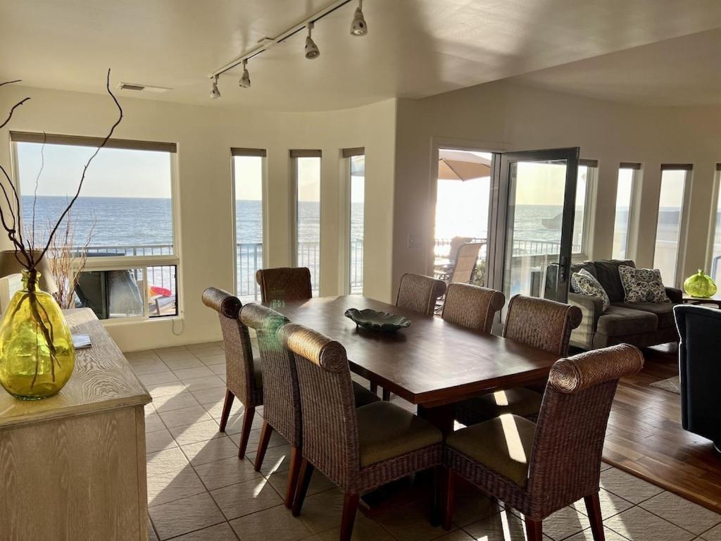 Oceanfront 2br Condo, Private & Patio, Rare Find * Carlsbad