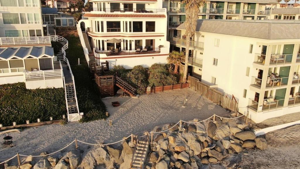 Apartment Oceanfront 2br Condo, Private & Patio, Rare Find Carlsbad