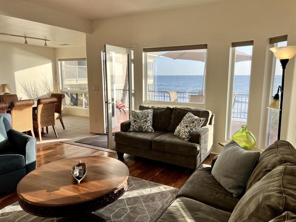 Oceanfront 2br Condo, Private & Patio, Rare Find Carlsbad