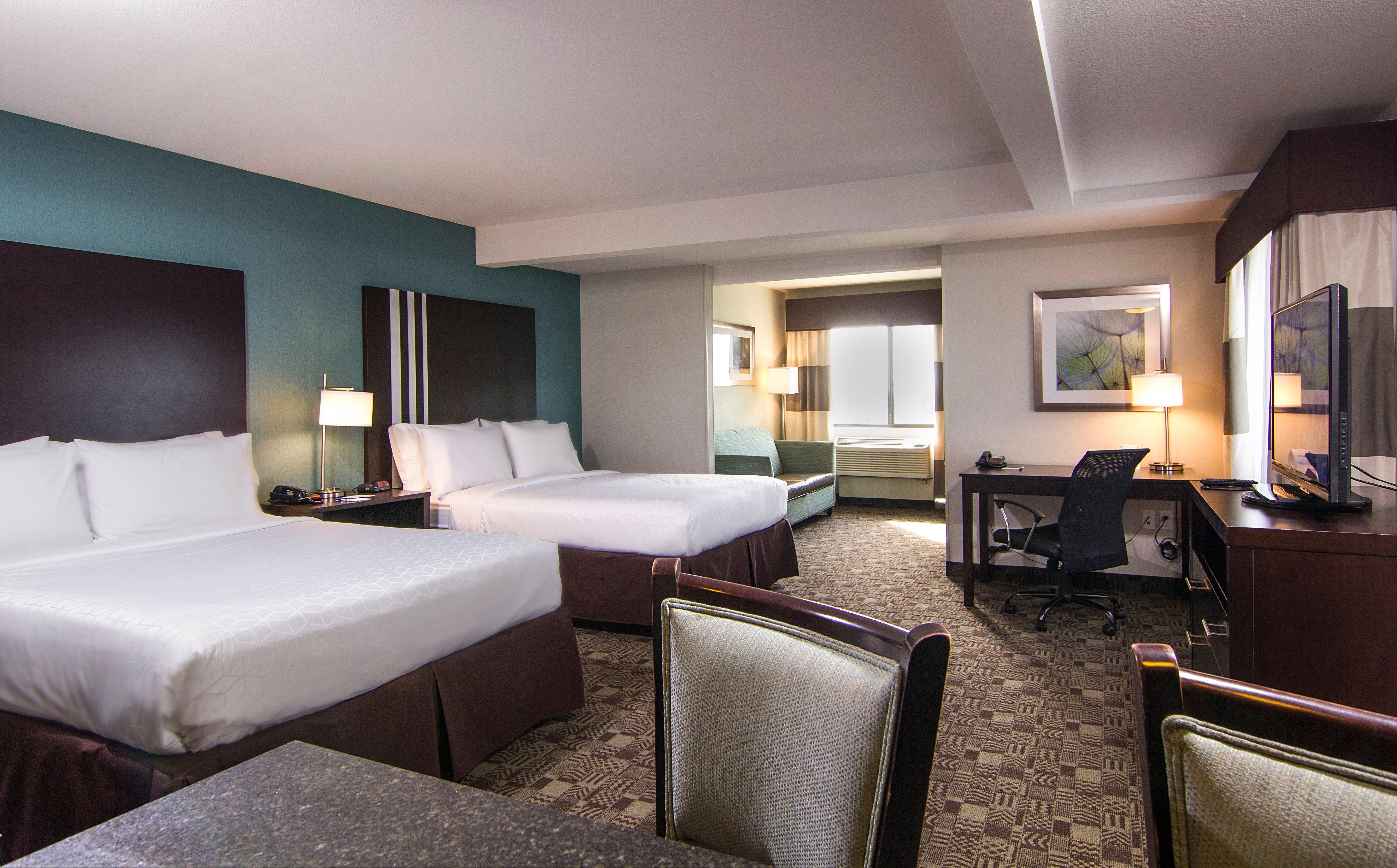 Express & By Ihg Hotel 3*