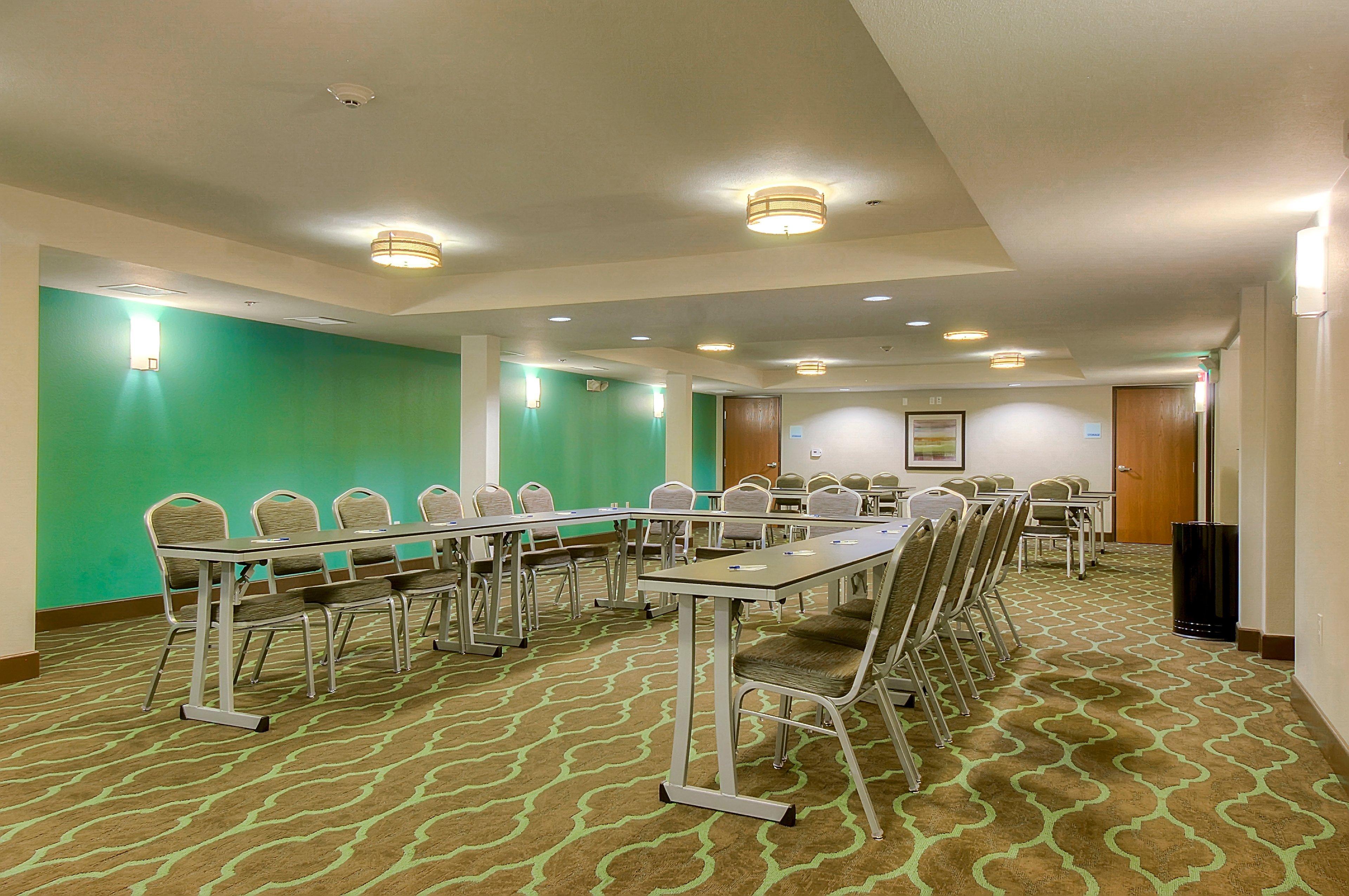 Hotel Express & By Ihg Carlsbad