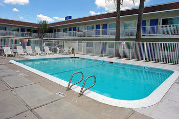 6-carlsbad, Ca Hotel