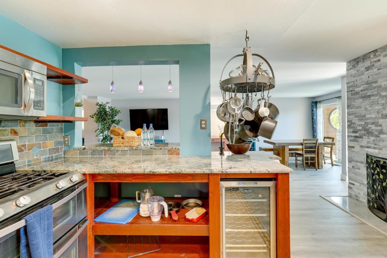 With Private Balcony And Pool Access! * Carlsbad