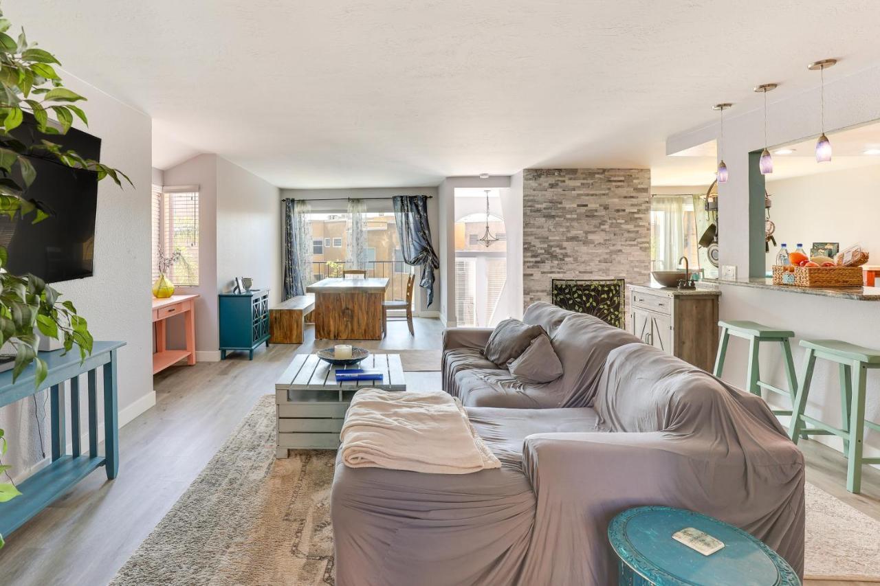 Apartment With Private Balcony And Pool Access! Carlsbad