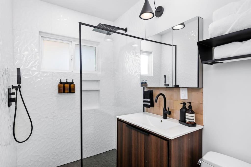 Coasta Casa, Retreat By The Sea. E-charger. Holiday home Carlsbad