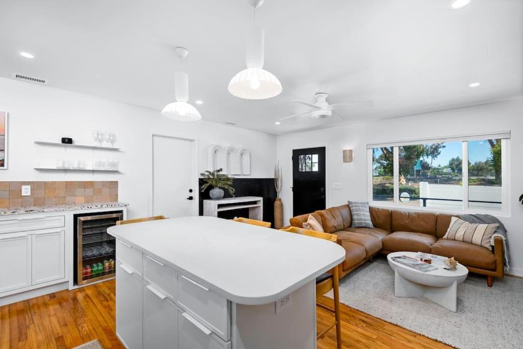 Coasta Casa, Retreat By The Sea. E-charger. Holiday home *