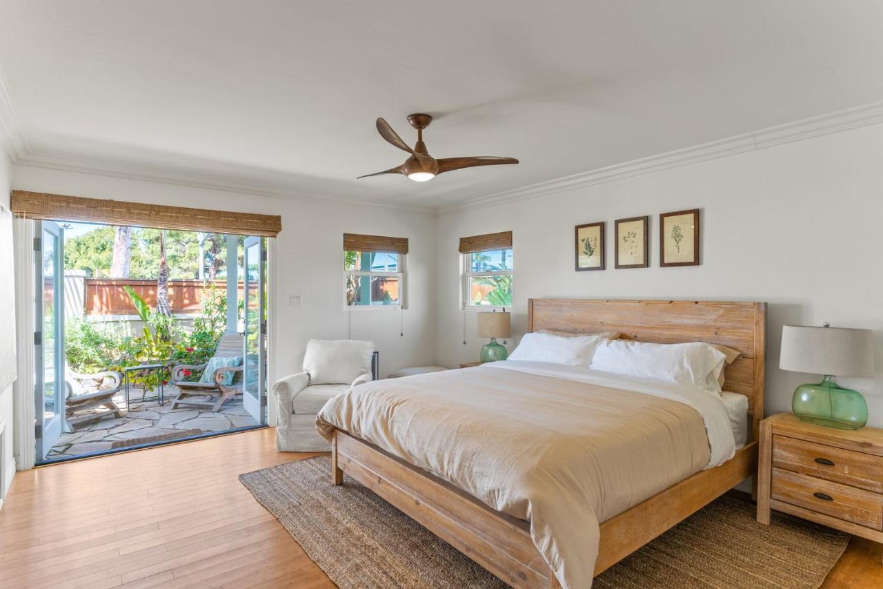 Luxury House. Pool/hot Tub! Walk To Beach! *