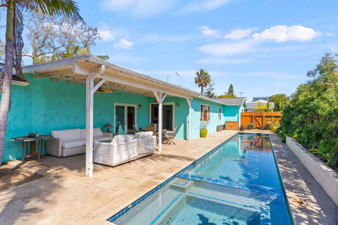 Luxury House. Pool/hot Tub! Walk To Beach! Carlsbad