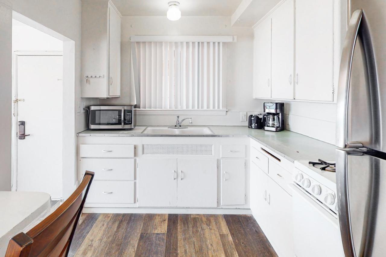 3009 Ocean Street- Unit C & D Apartment Carlsbad
