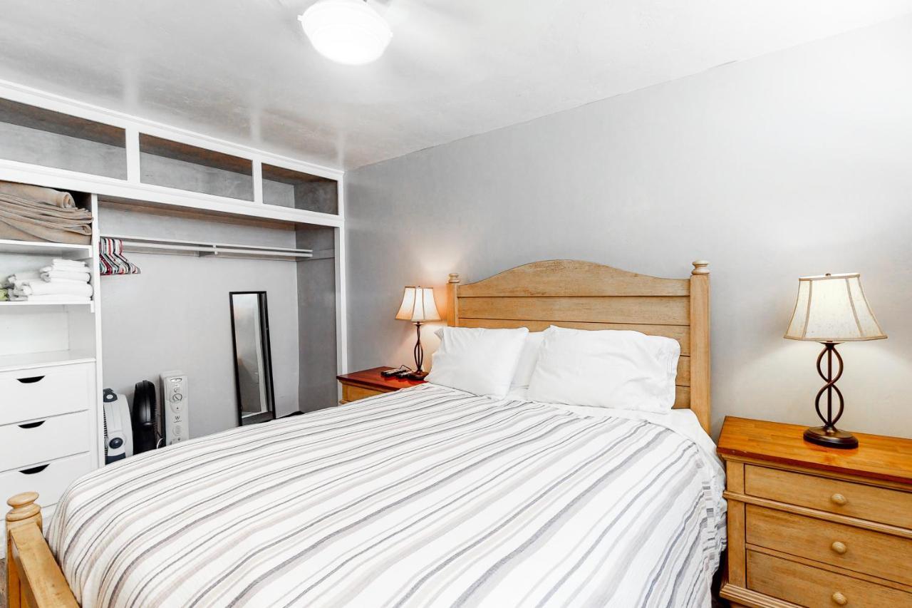 Apartment 3009 Ocean Street- Unit C & D