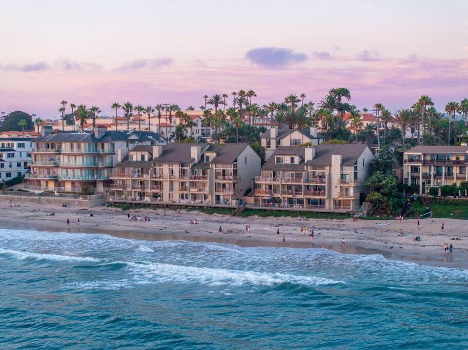 Сasa de vacaciones A Wave From It Carlsbad
