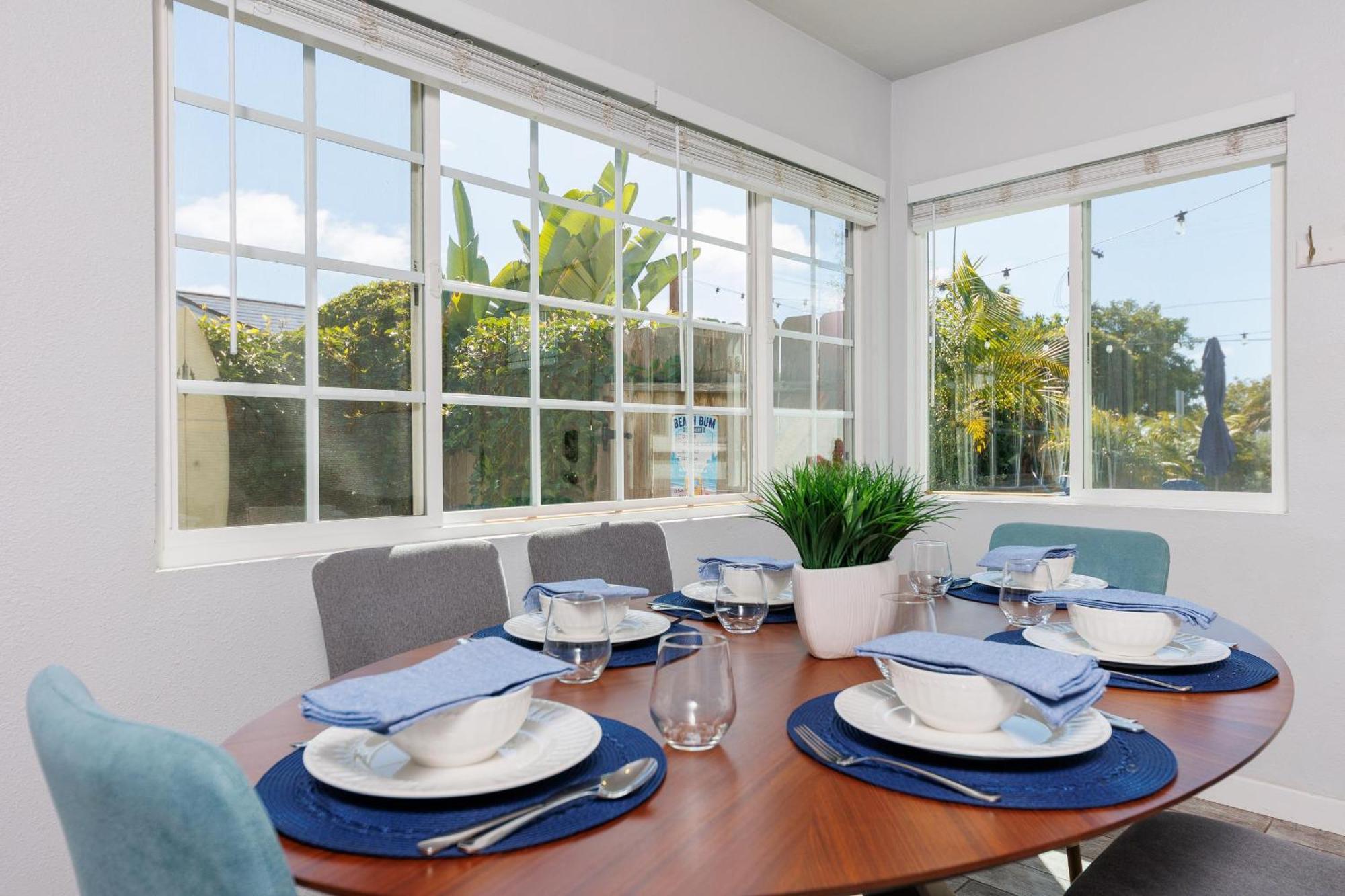 Walk To Beach, Outdoor Living, Pet-friendly! Holiday home Carlsbad