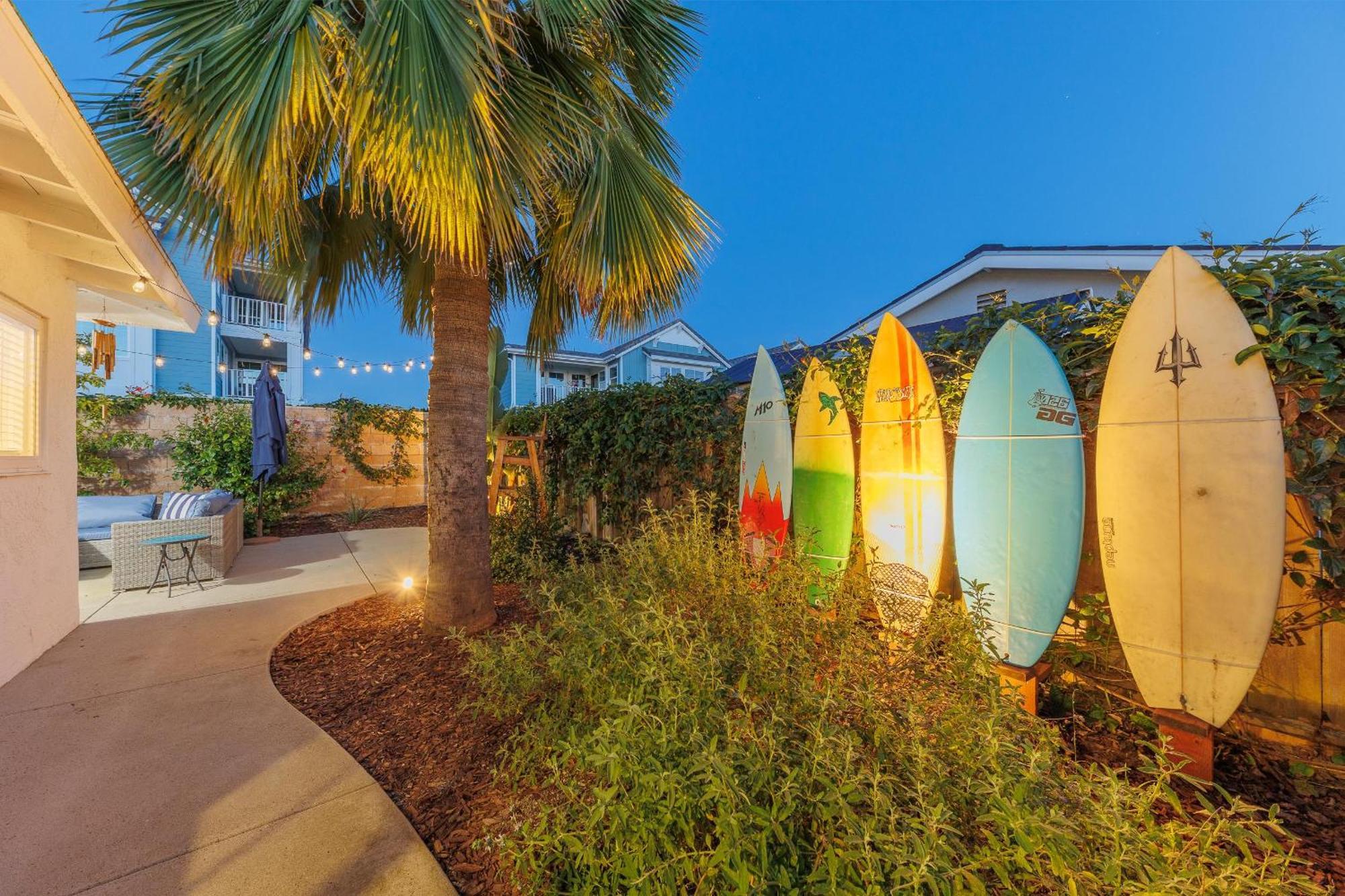 Holiday home Walk To Beach, Outdoor Living, Pet-friendly! Carlsbad