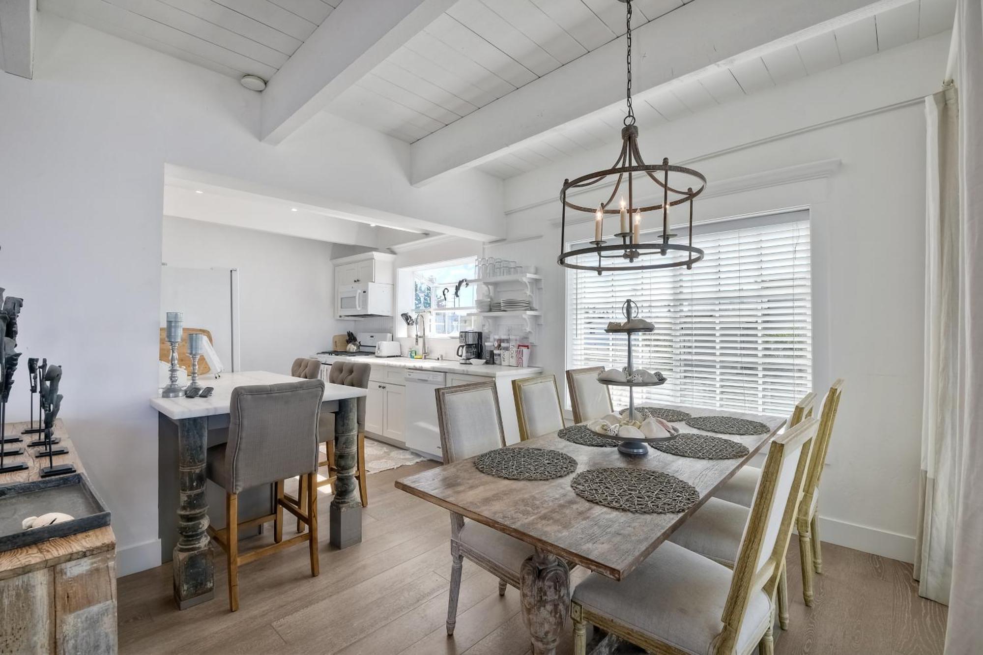 Juniper Entire - Sleeps 18 - Oceanfront Holiday home Carlsbad