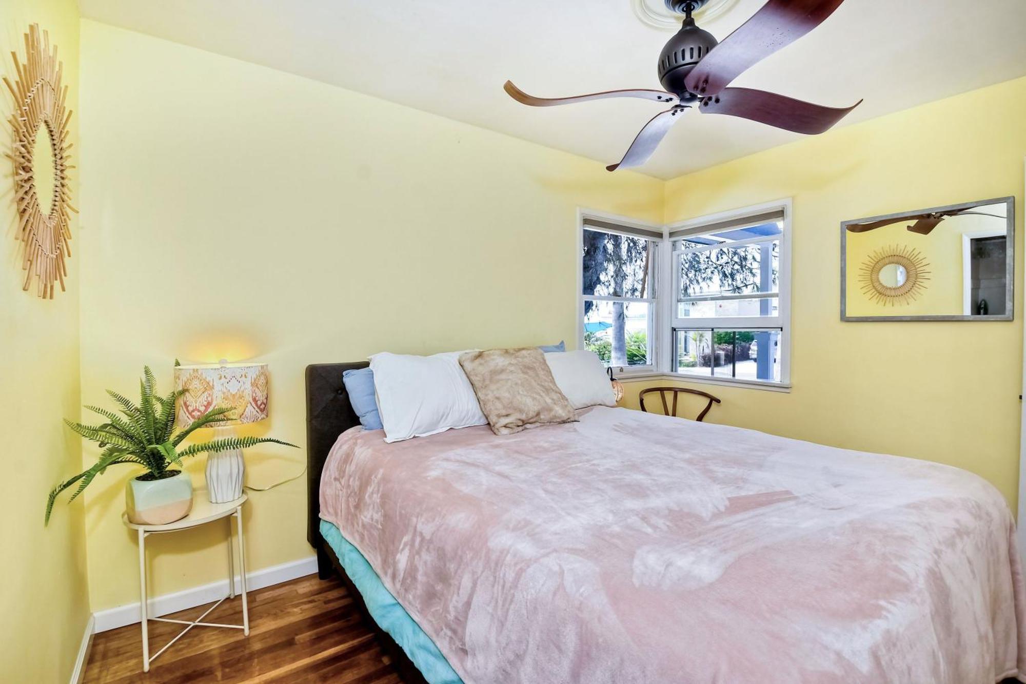 Walk 2 Beach, Ev Charger, Outdoor Dining, 2 Units Carlsbad