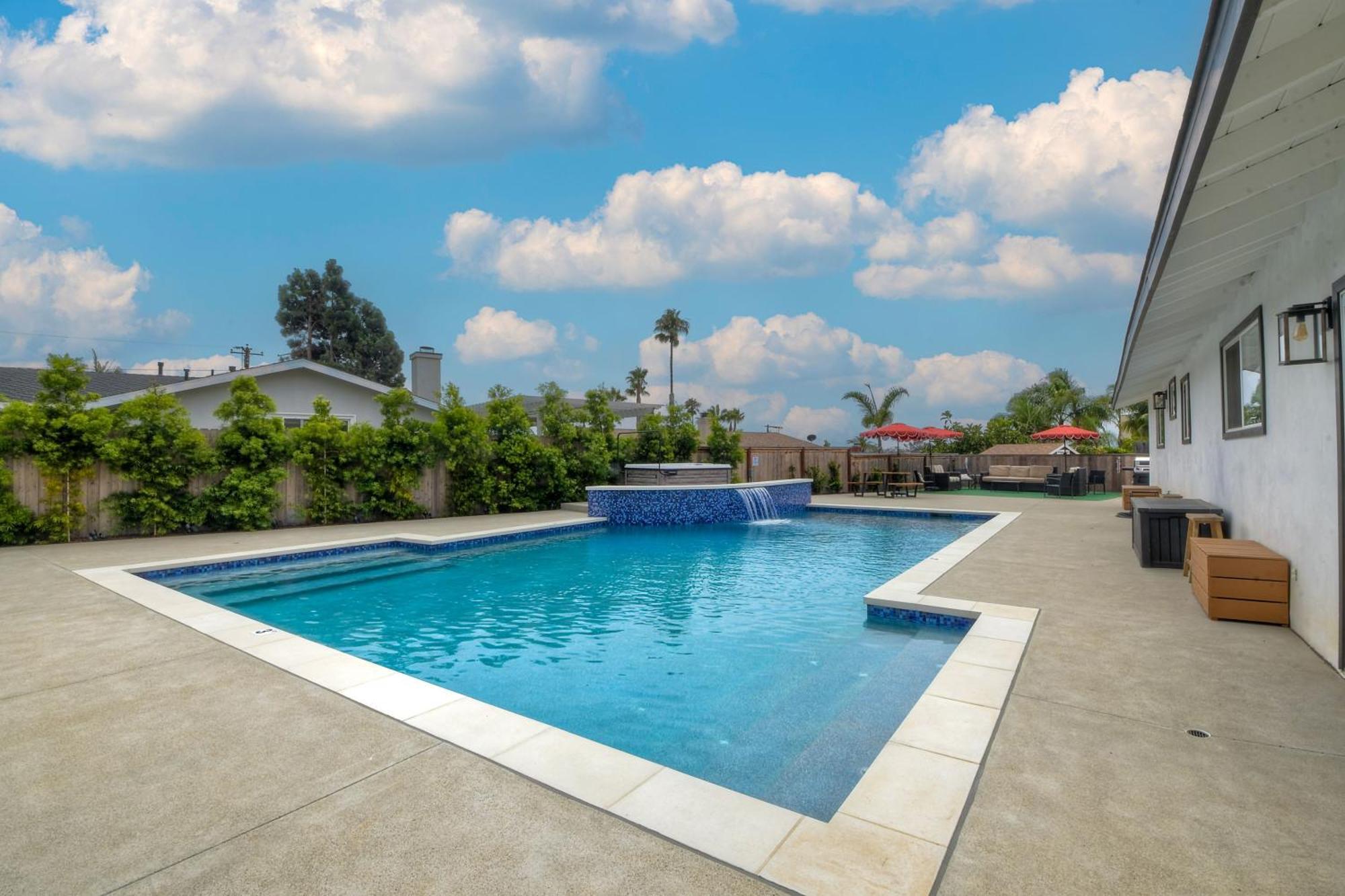 Pool - Hot Tub - Bbq - Games - Arcade - Ping Pong Hotel 4*