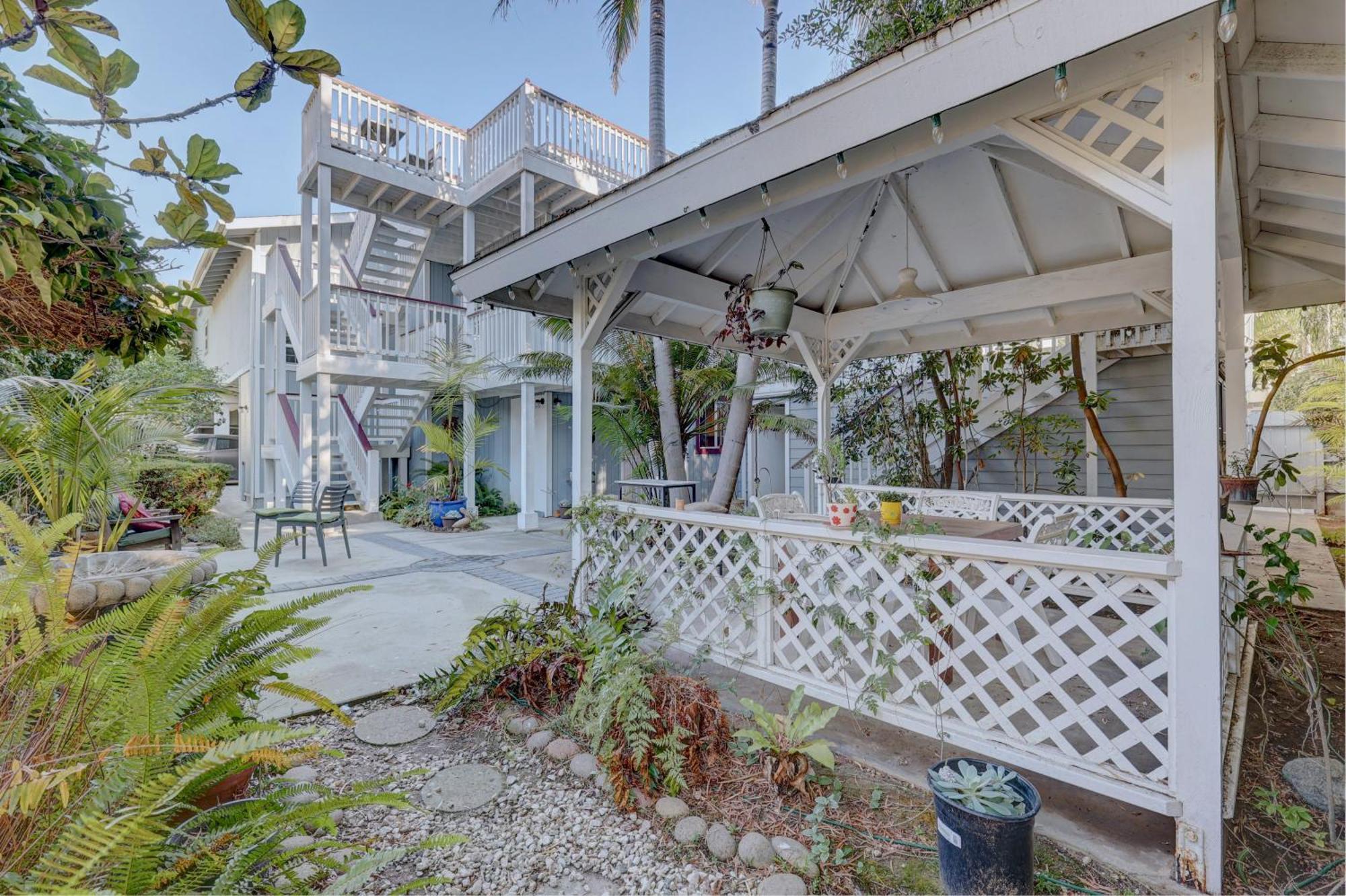 Hotel Pelican Cove