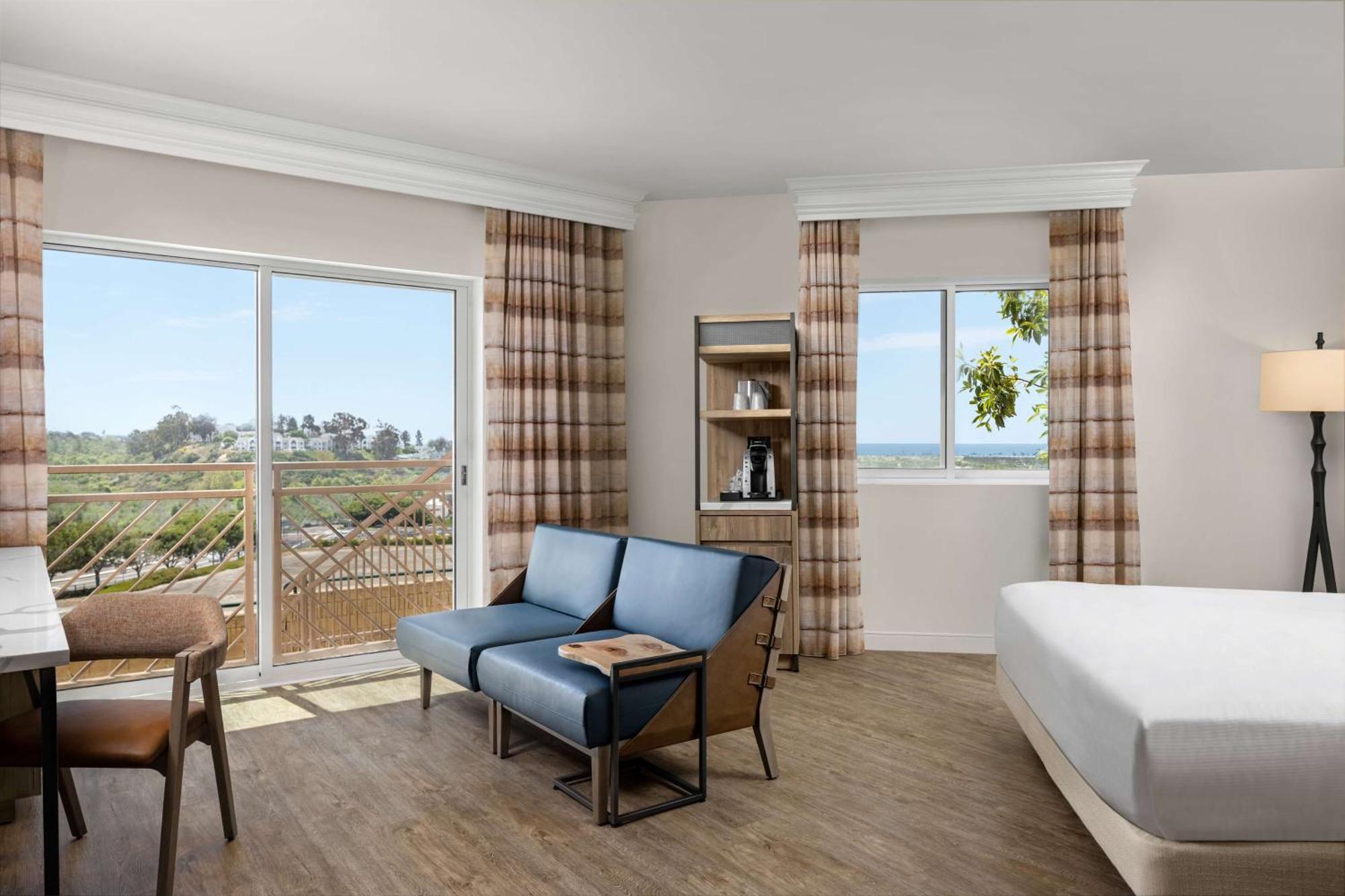 Hotel The Cassara Carlsbad, Tapestry Collection By Hilton