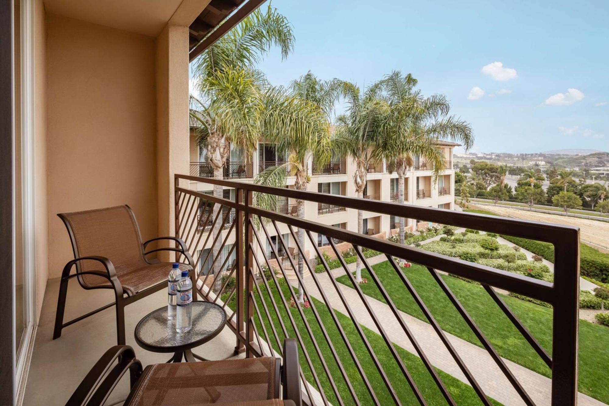Hotel The Cassara Carlsbad, Tapestry Collection By Hilton