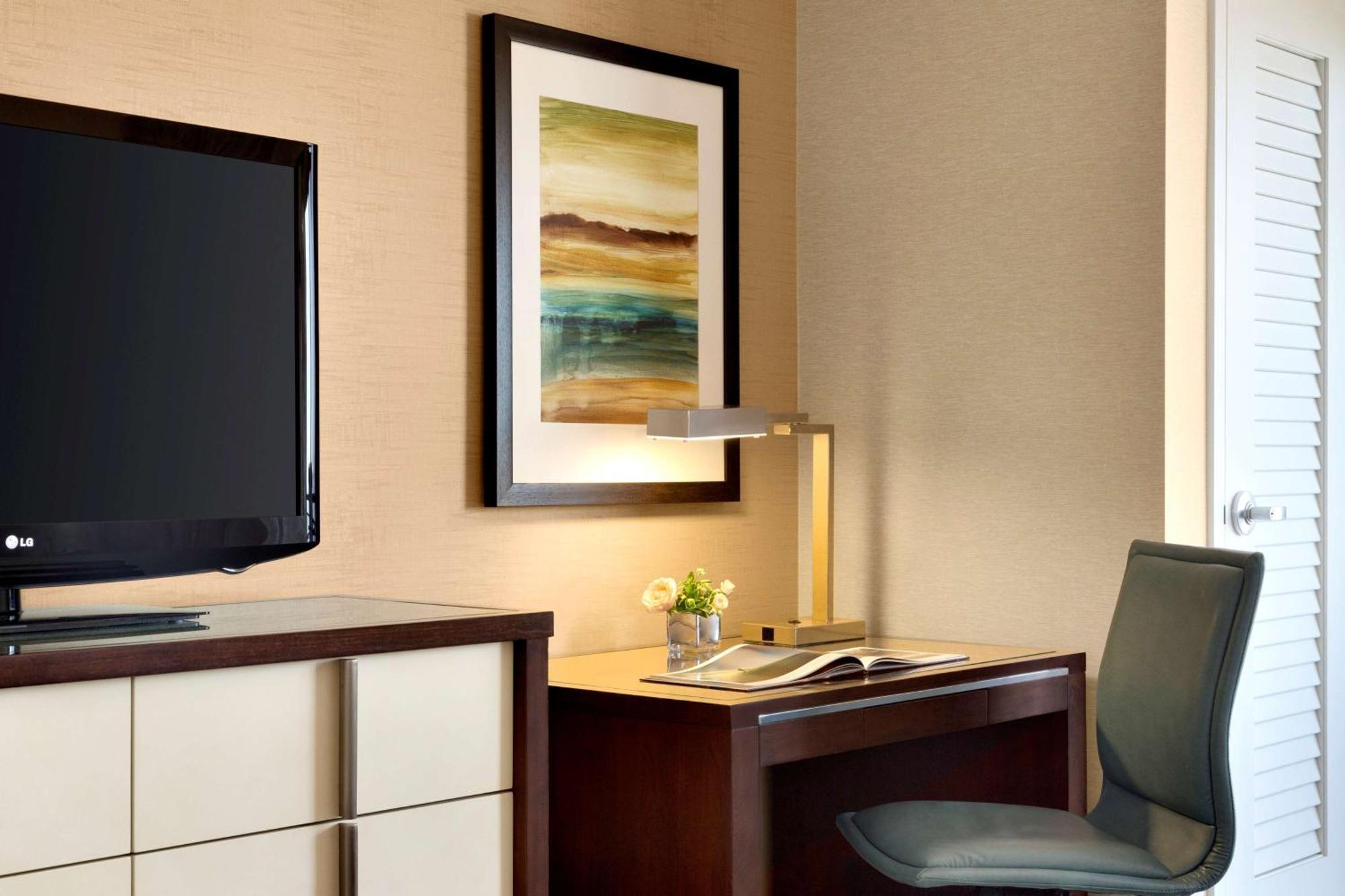 Resort Cape Rey Beach, A Hilton & Carlsbad