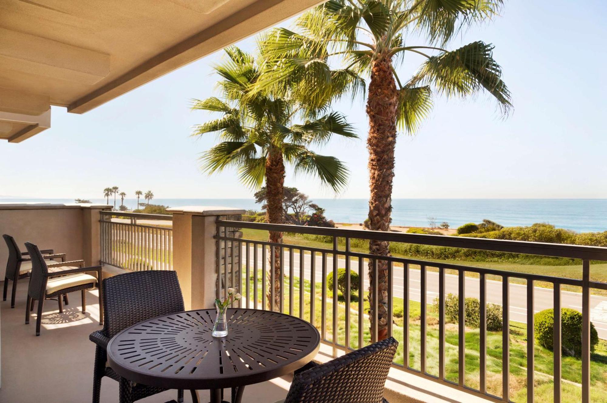 Resort Cape Rey Beach, A Hilton & Carlsbad