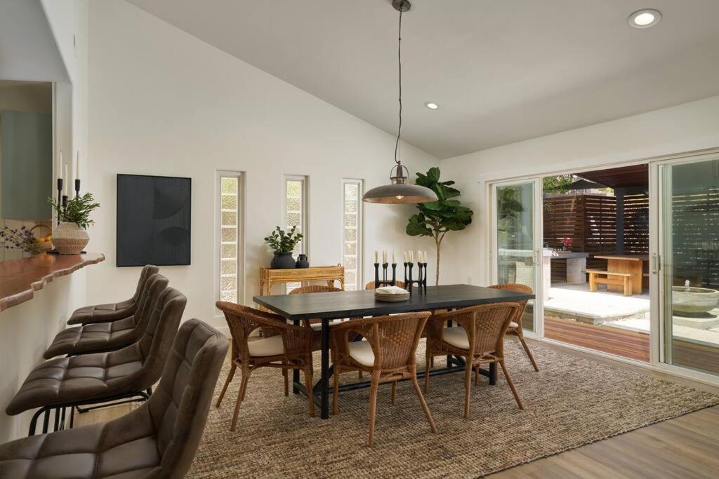 Coastal Retreat With E-bikes!