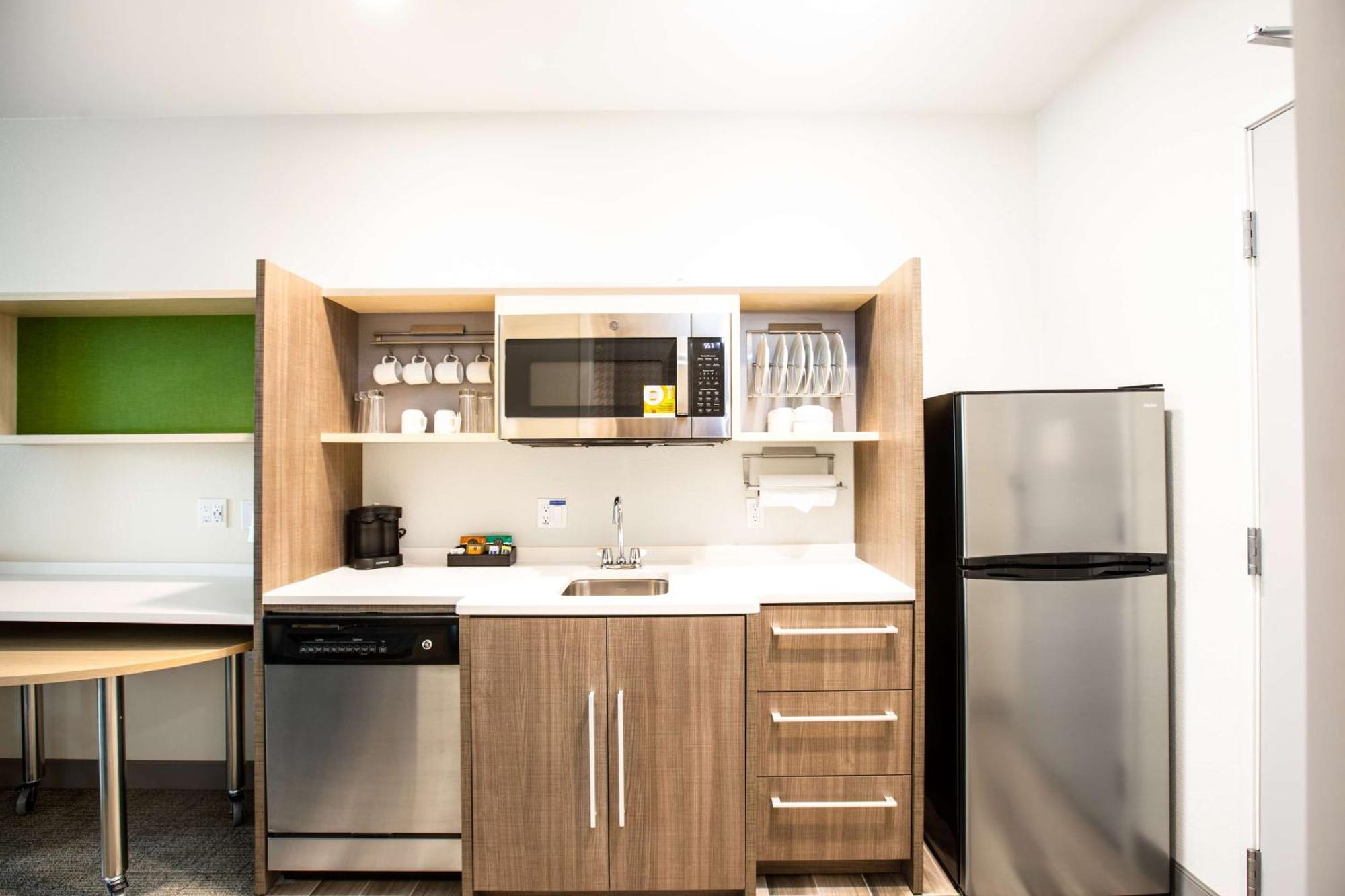 Hotel Home2 By Hilton Carlsbad, Ca 3*