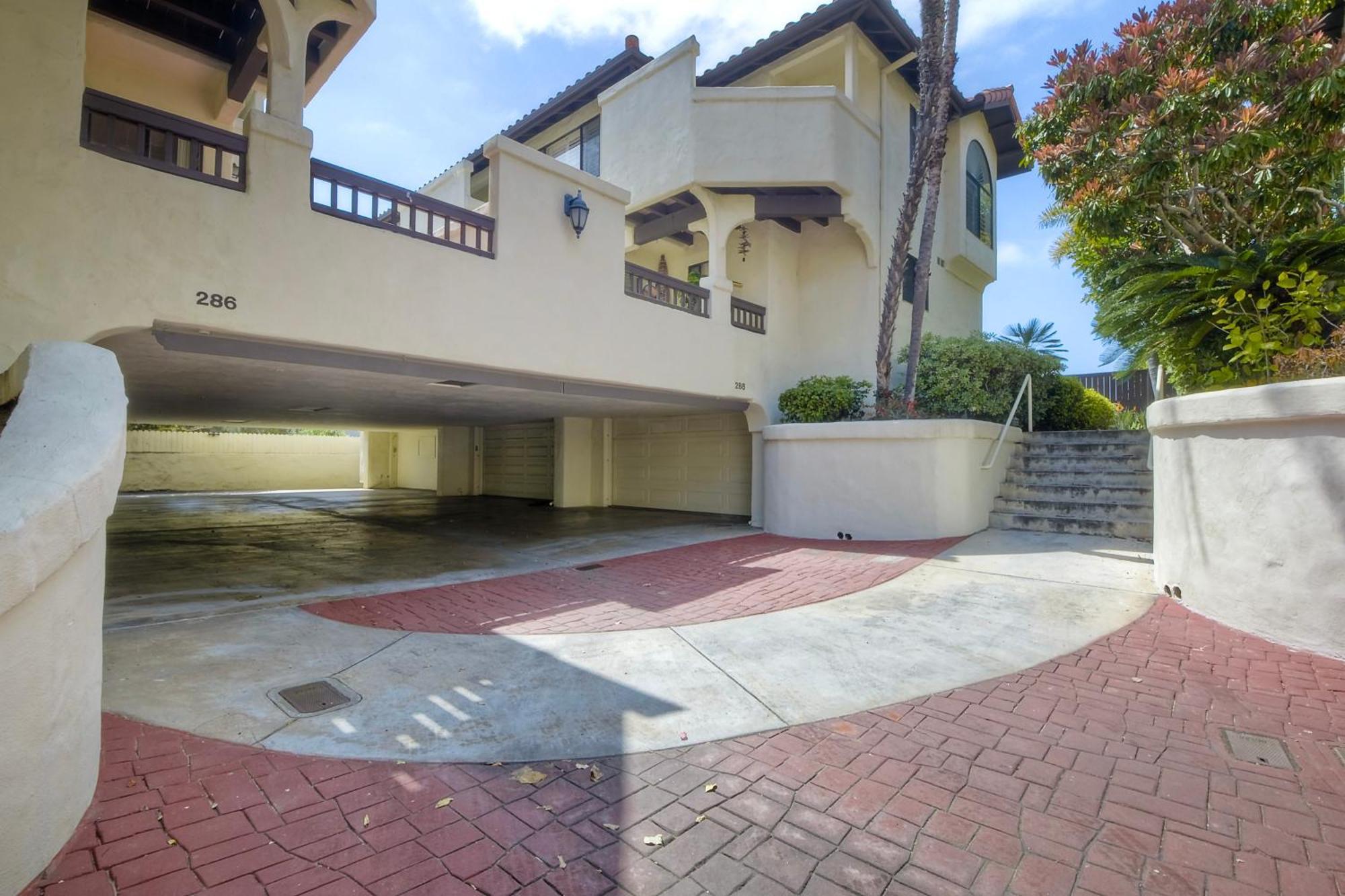 Holiday home Coastal Bliss - Seashell Cove Retreat - Luxury Living Steps From & Lagoon *