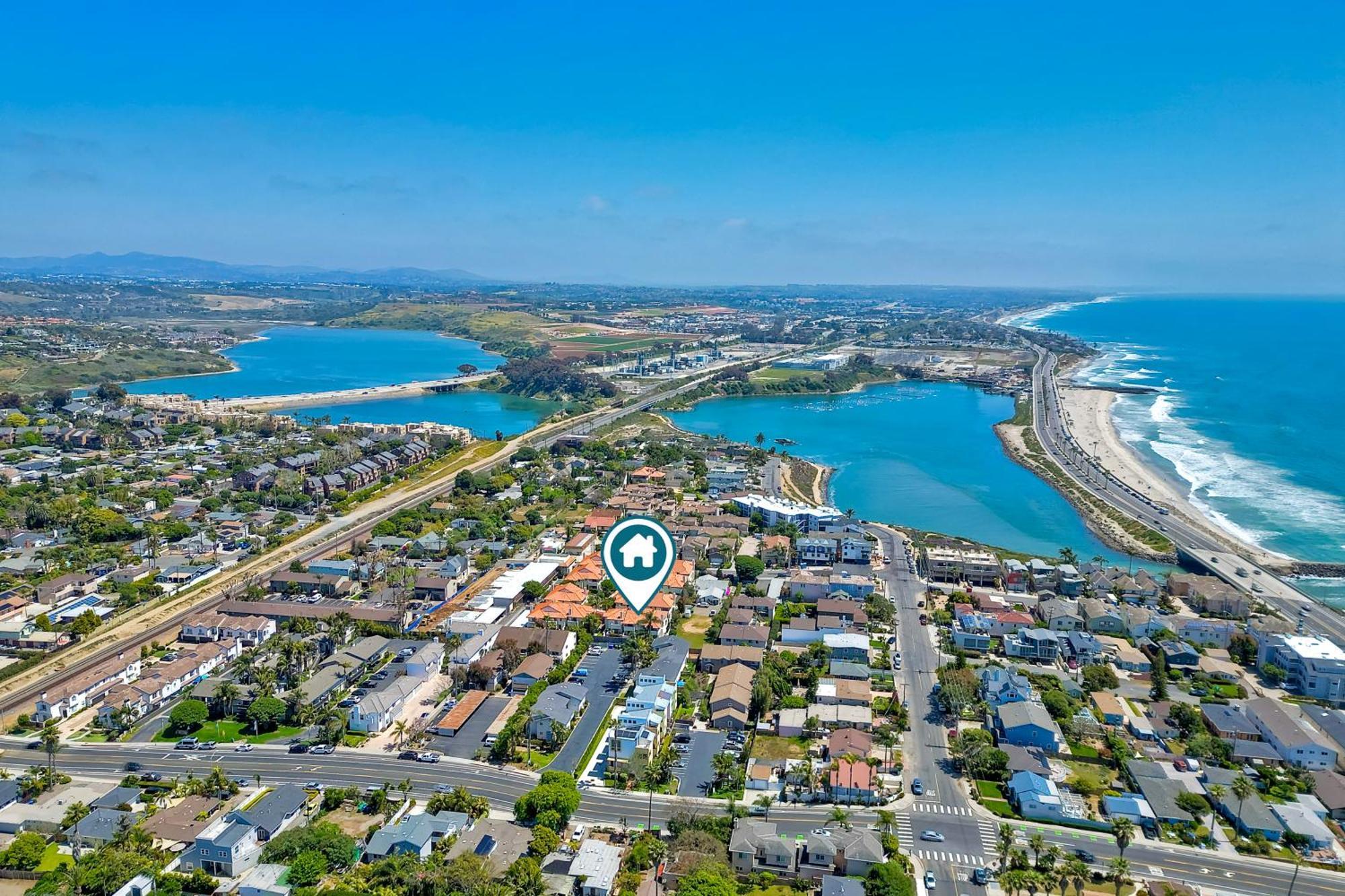 Coastal Bliss - Seashell Cove Retreat - Luxury Living Steps From & Lagoon Carlsbad