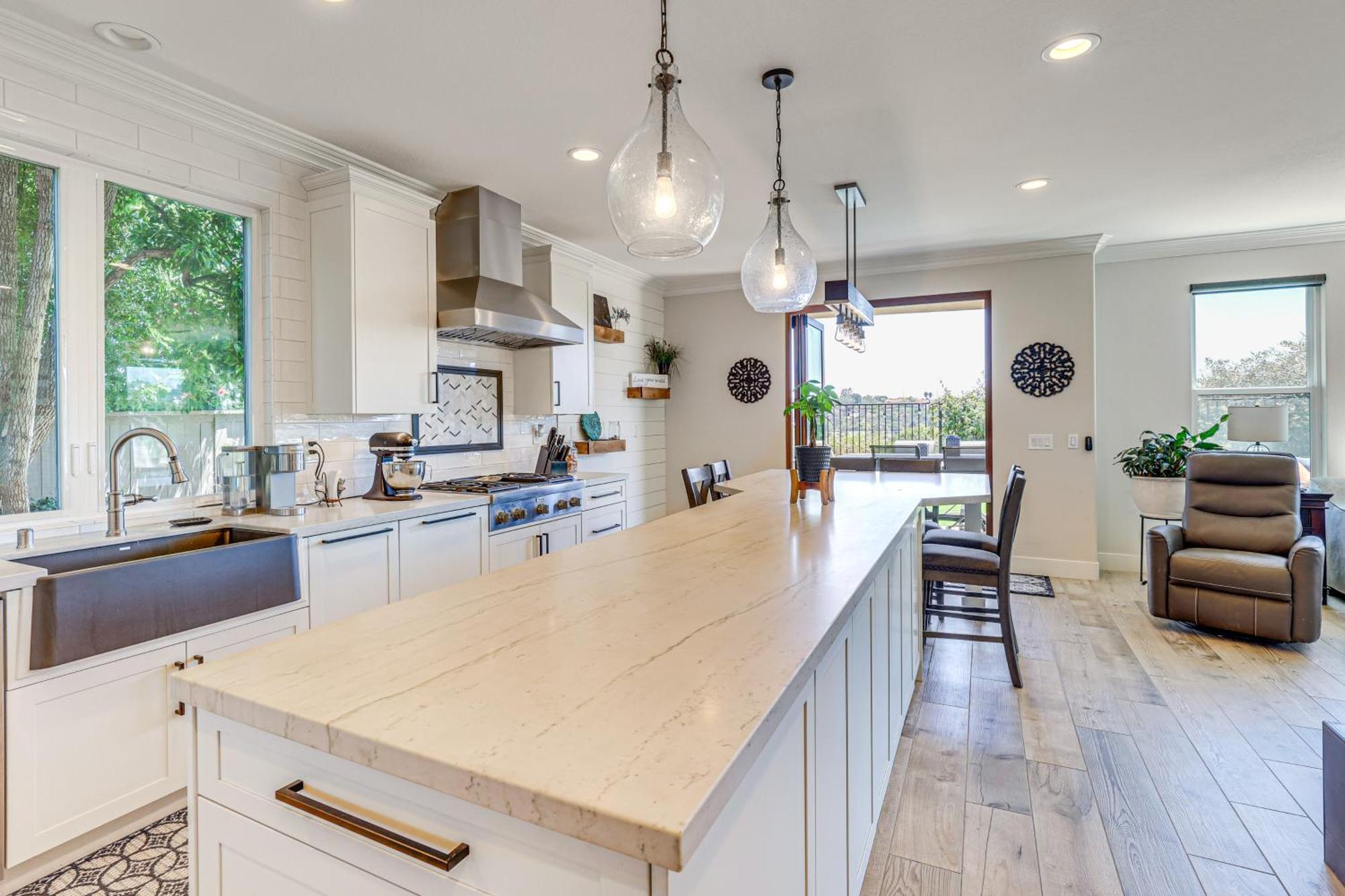 With Private Pool, 4 Mi To Beach! Carlsbad