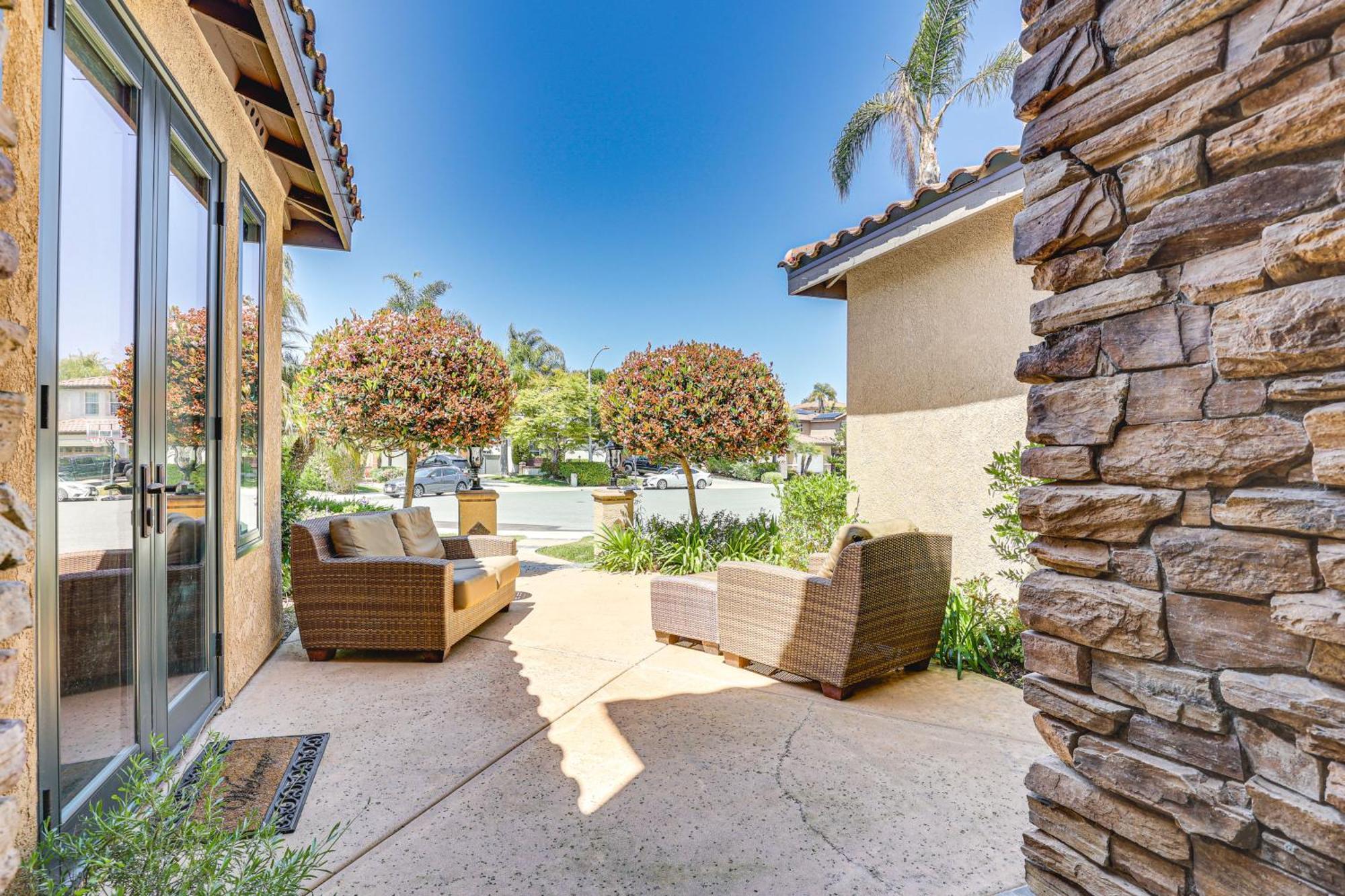 With Private Pool, 4 Mi To Beach! Holiday home Carlsbad