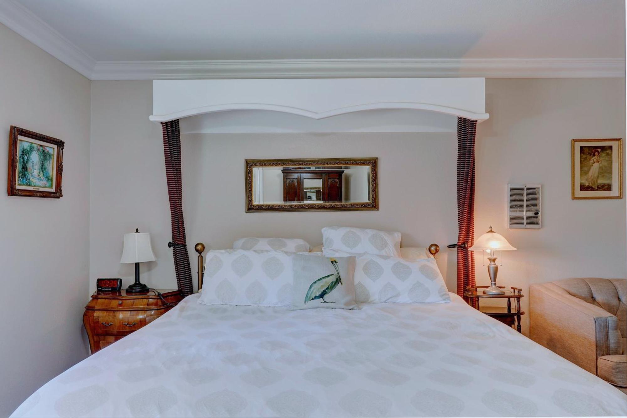 Hotel Pelican Cove Carlsbad