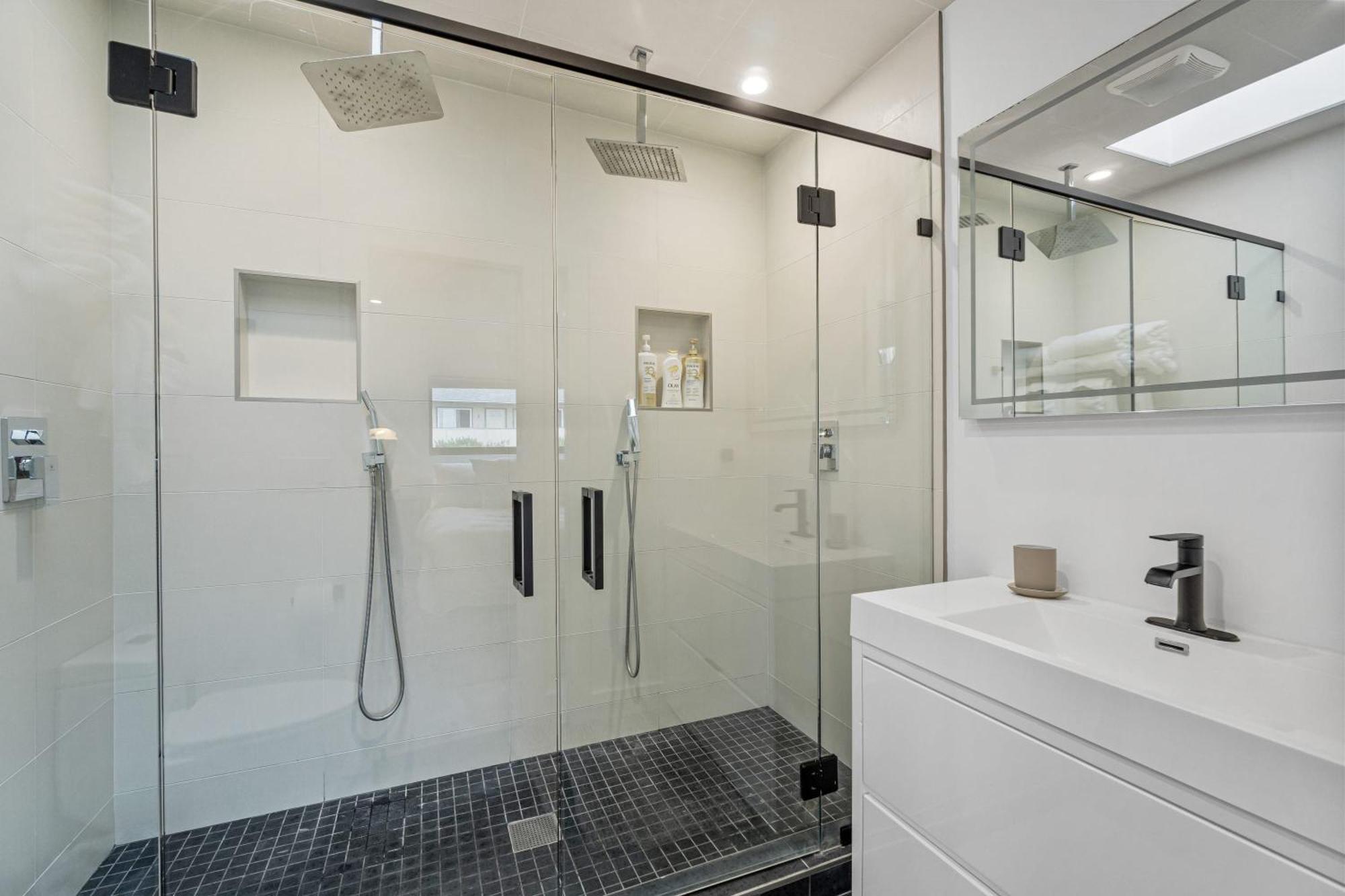 Private Beachside With Hottub Holiday home Carlsbad