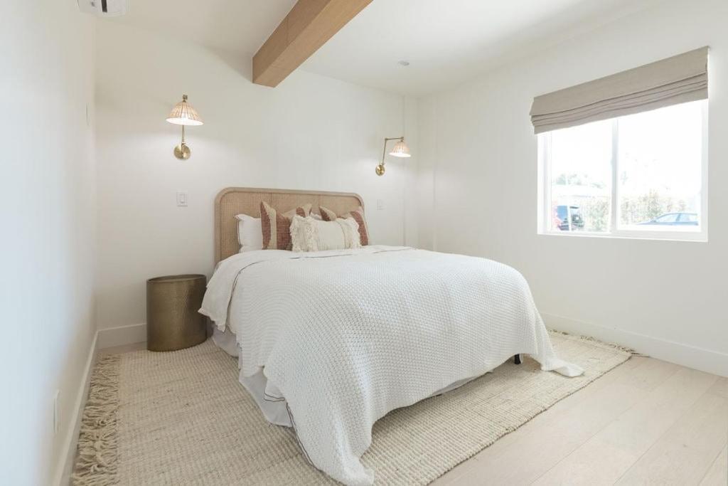 Elegant 2br With Outdoor Space Holiday home Carlsbad