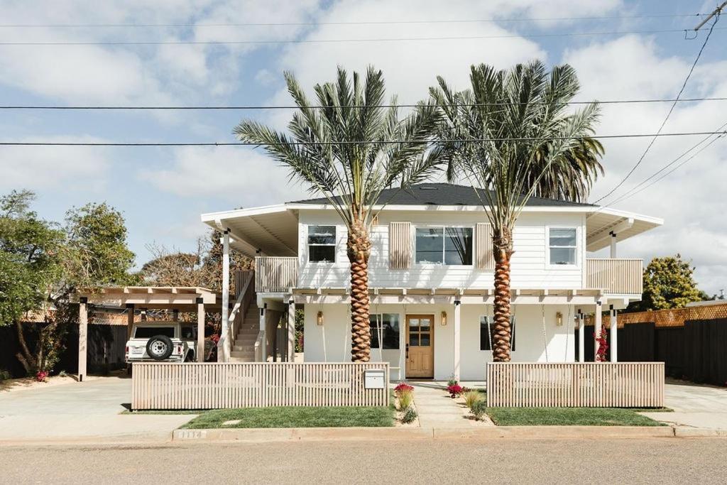 Holiday home Elegant 2br With Outdoor Space