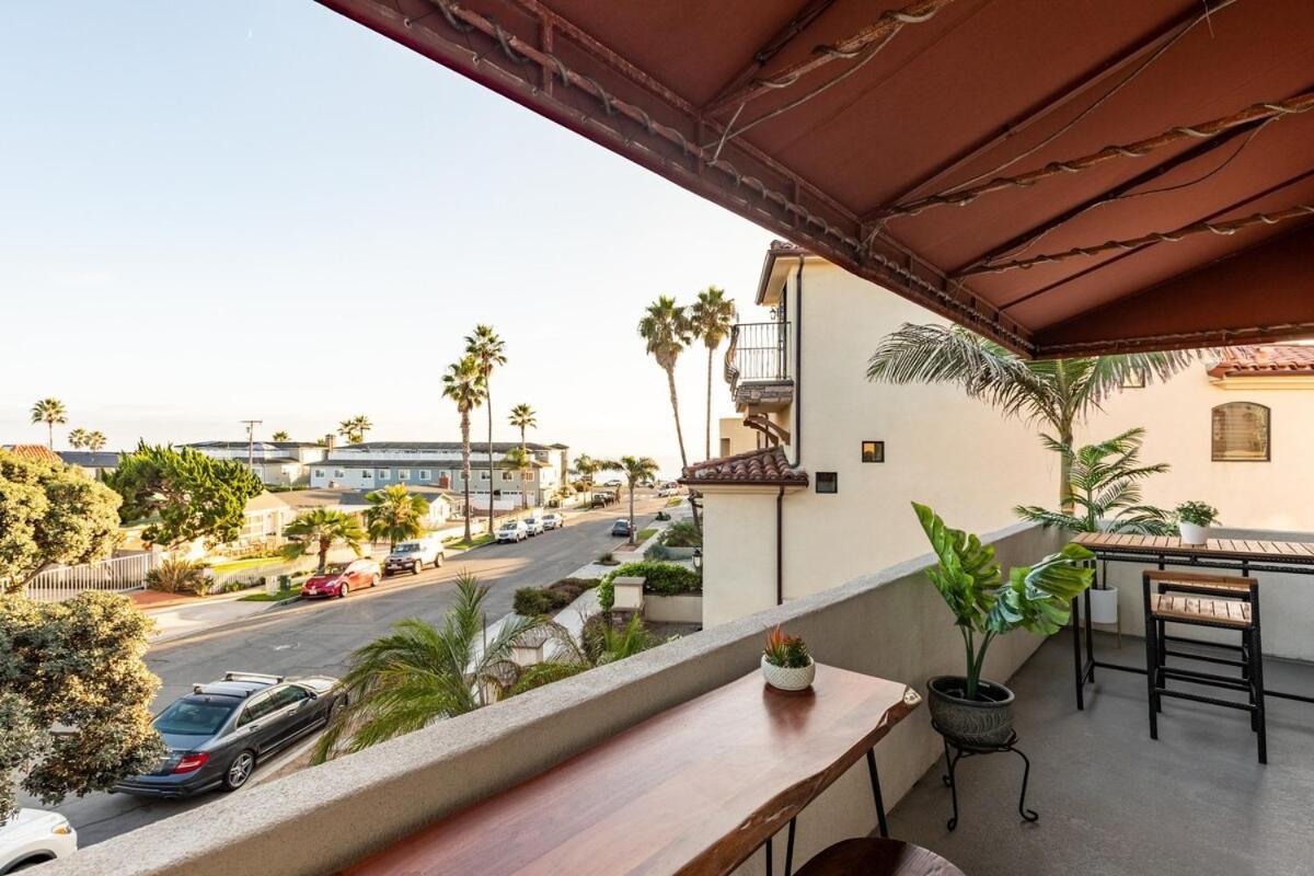 Good Times, Tan Lines - Ocean Views Rooftop Lounge Carlsbad