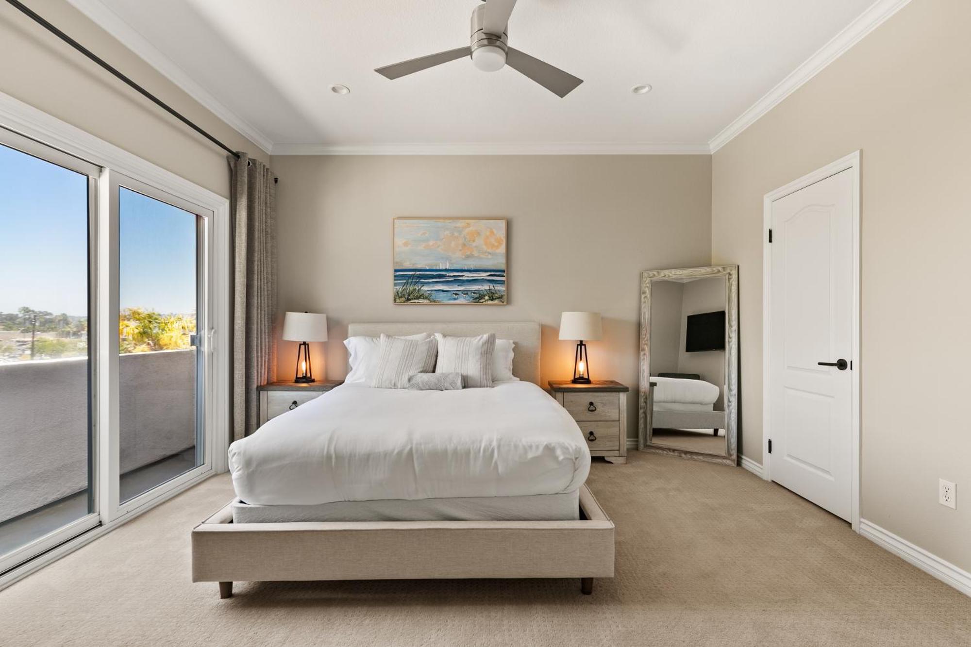 Village Escape 3-bed 2,5-bath Steps From The Carlsbad