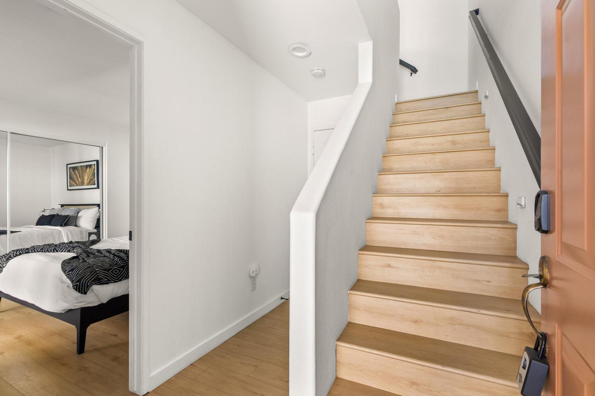 Heart Of 2 Bed 2 Bath * Carlsbad