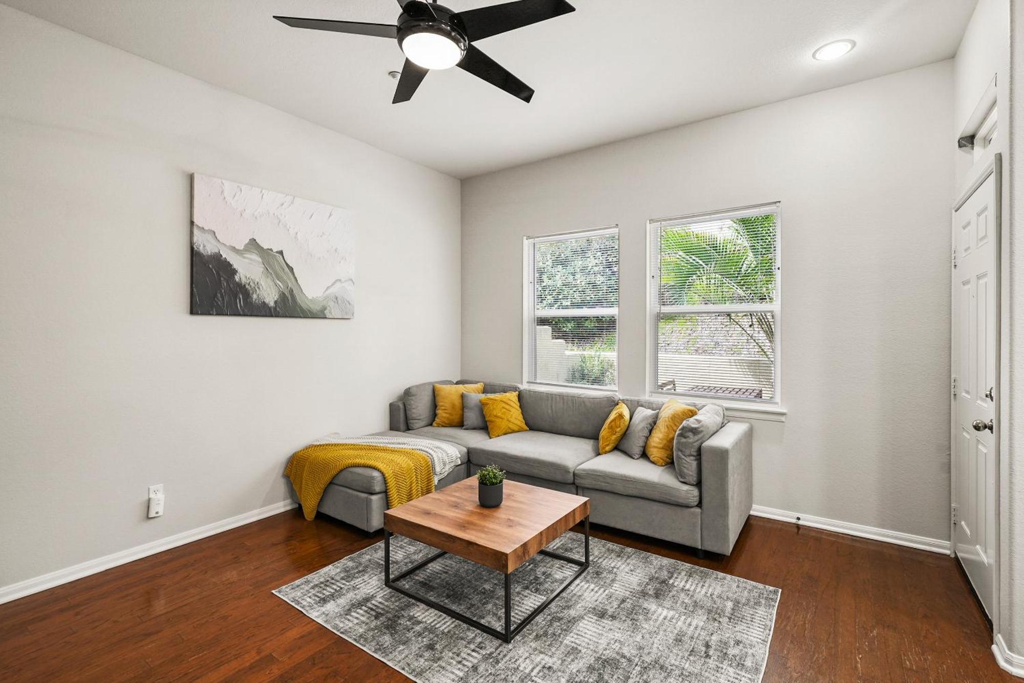 Spacious Comfort Apartment *