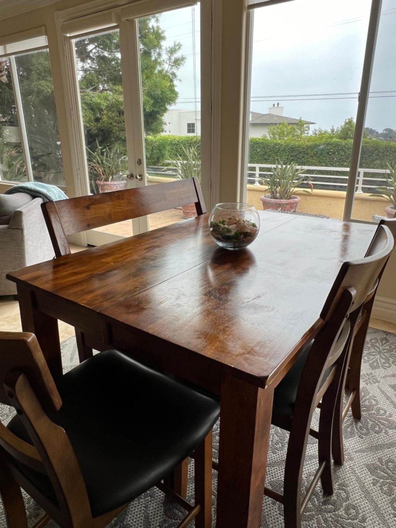 Ocean Views From Beach-themed Gem By Village! Holiday home