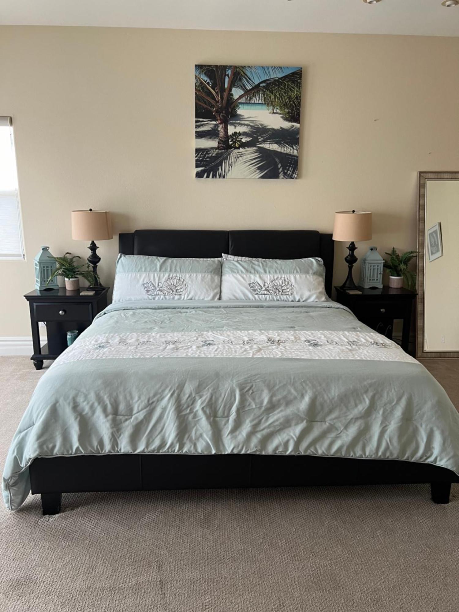 Ocean Views From Beach-themed Gem By Village! Holiday home