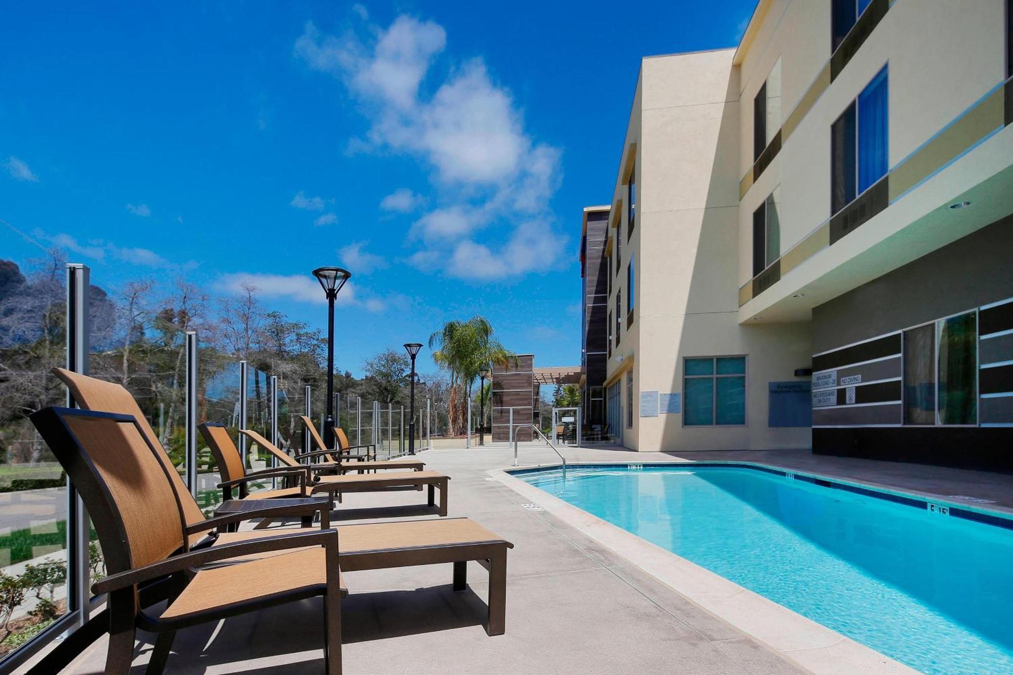 Fairfield & By Marriott San Diego Hotel Carlsbad