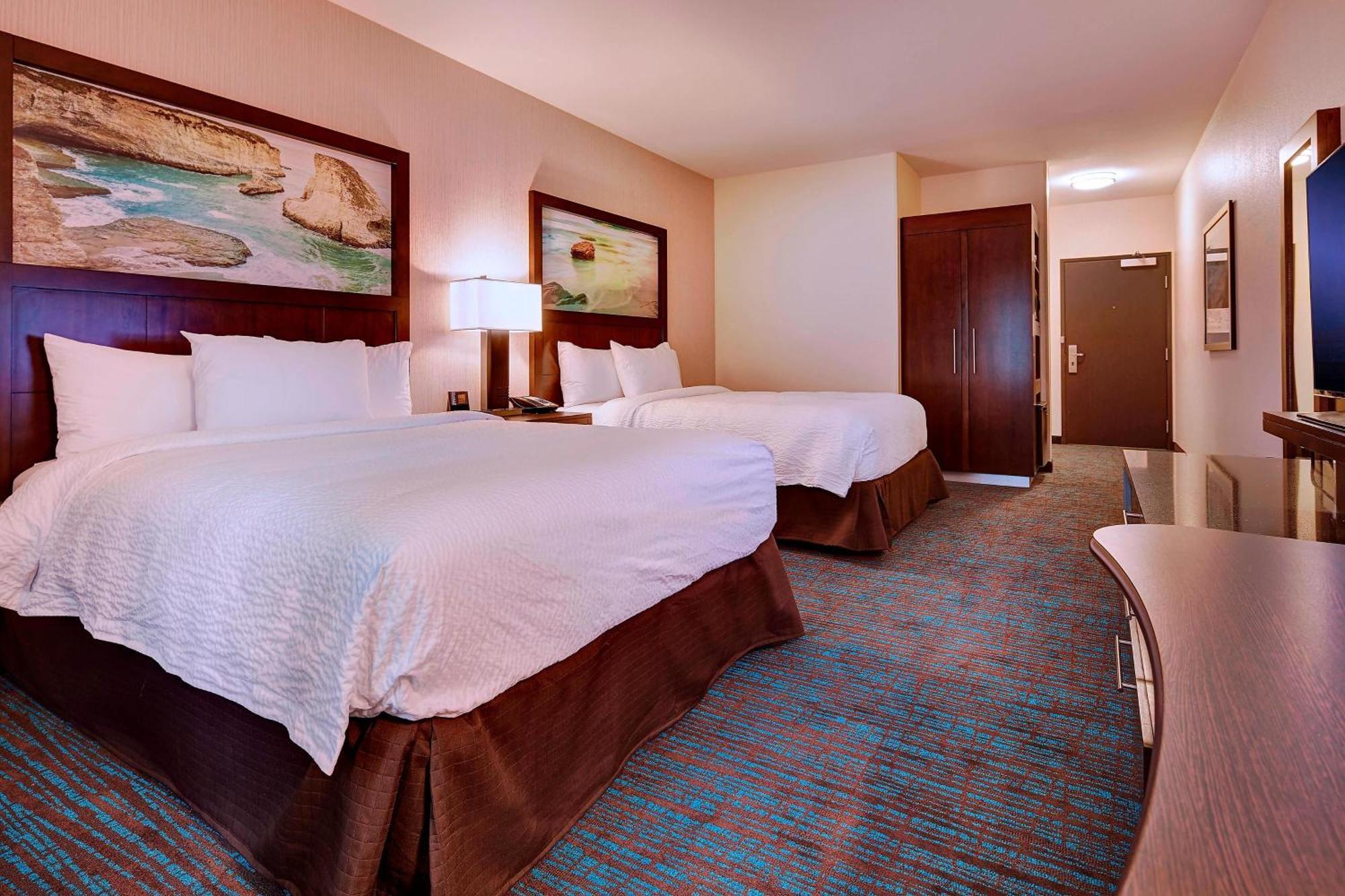 Hotel Fairfield & By Marriott San Diego