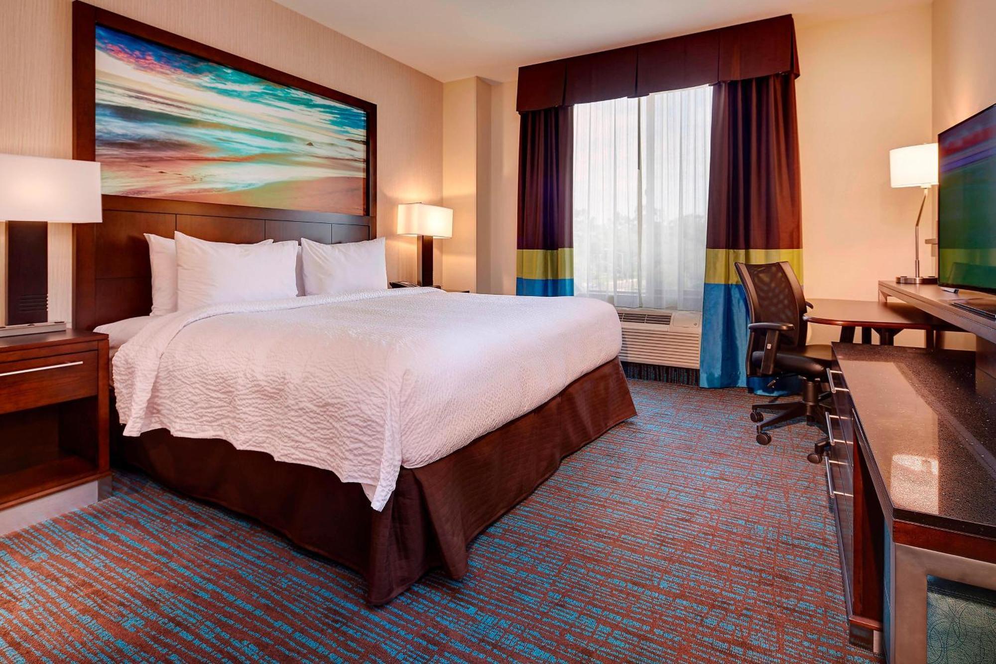 Fairfield & By Marriott San Diego
