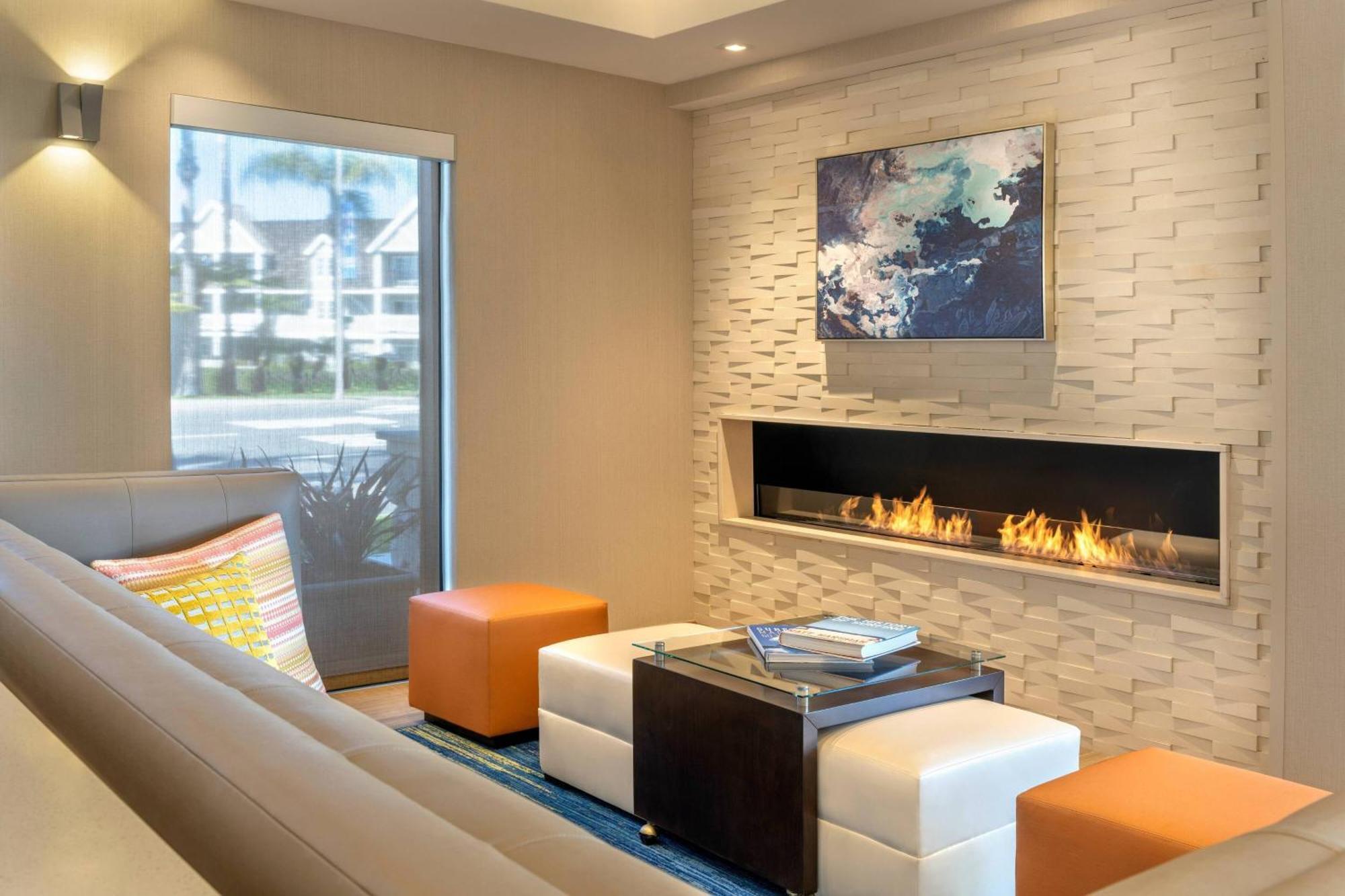Springhill By Marriott San Diego Hotel