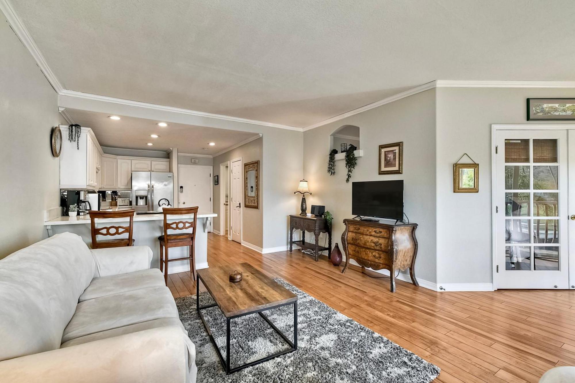 La Costa Pool Bbq Gated Parking Apartment Carlsbad