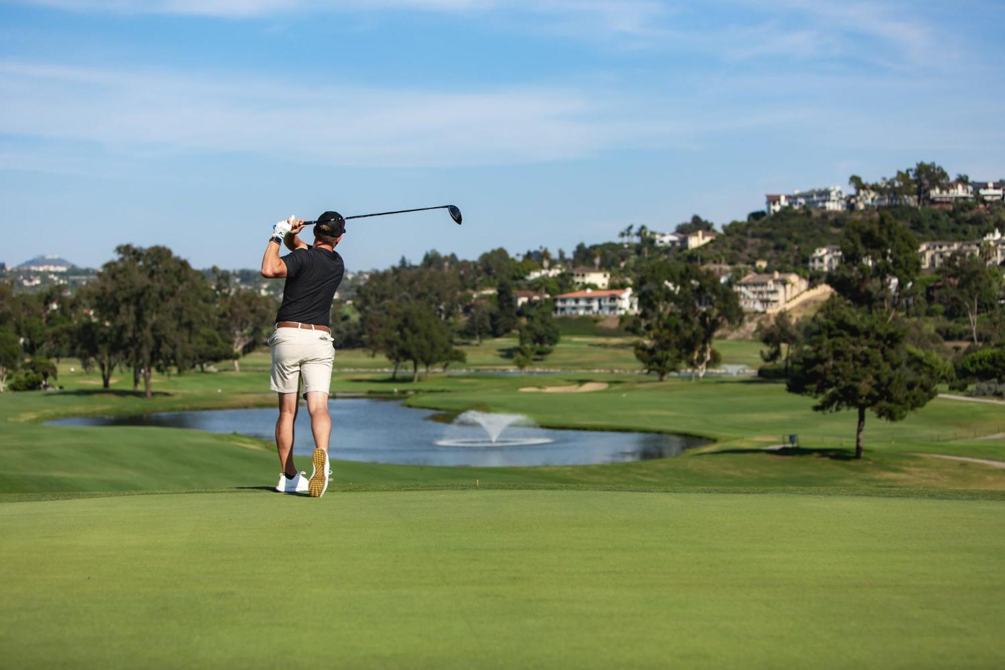 Omni La Costa & 4*