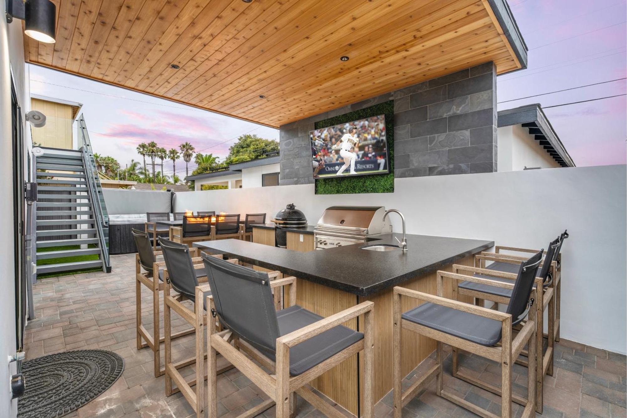 Coastal Escape Walk To Beach, Hot Tub, Fire Pits * Carlsbad