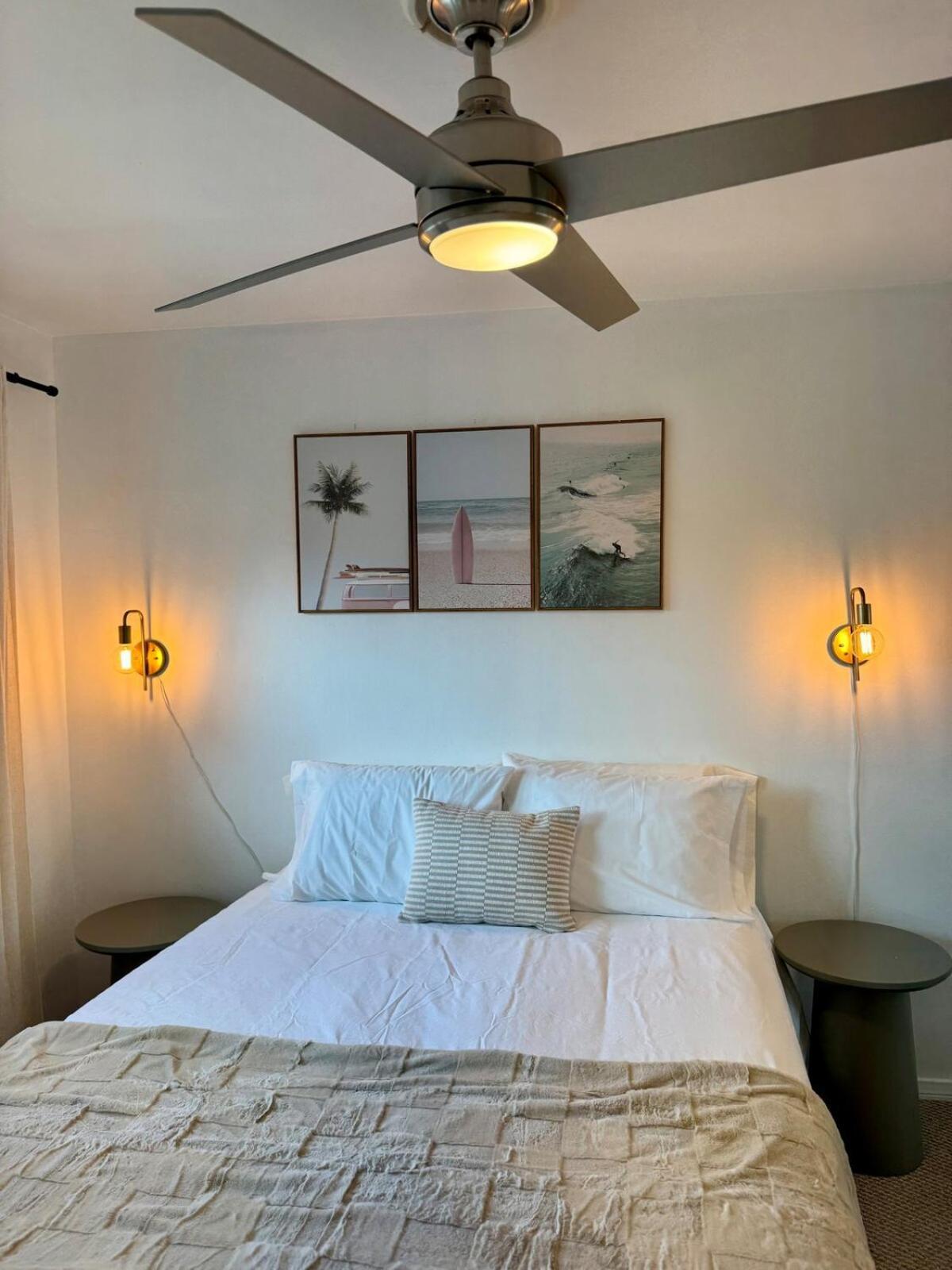 Carlsbad Beach Bungalow Holiday home *